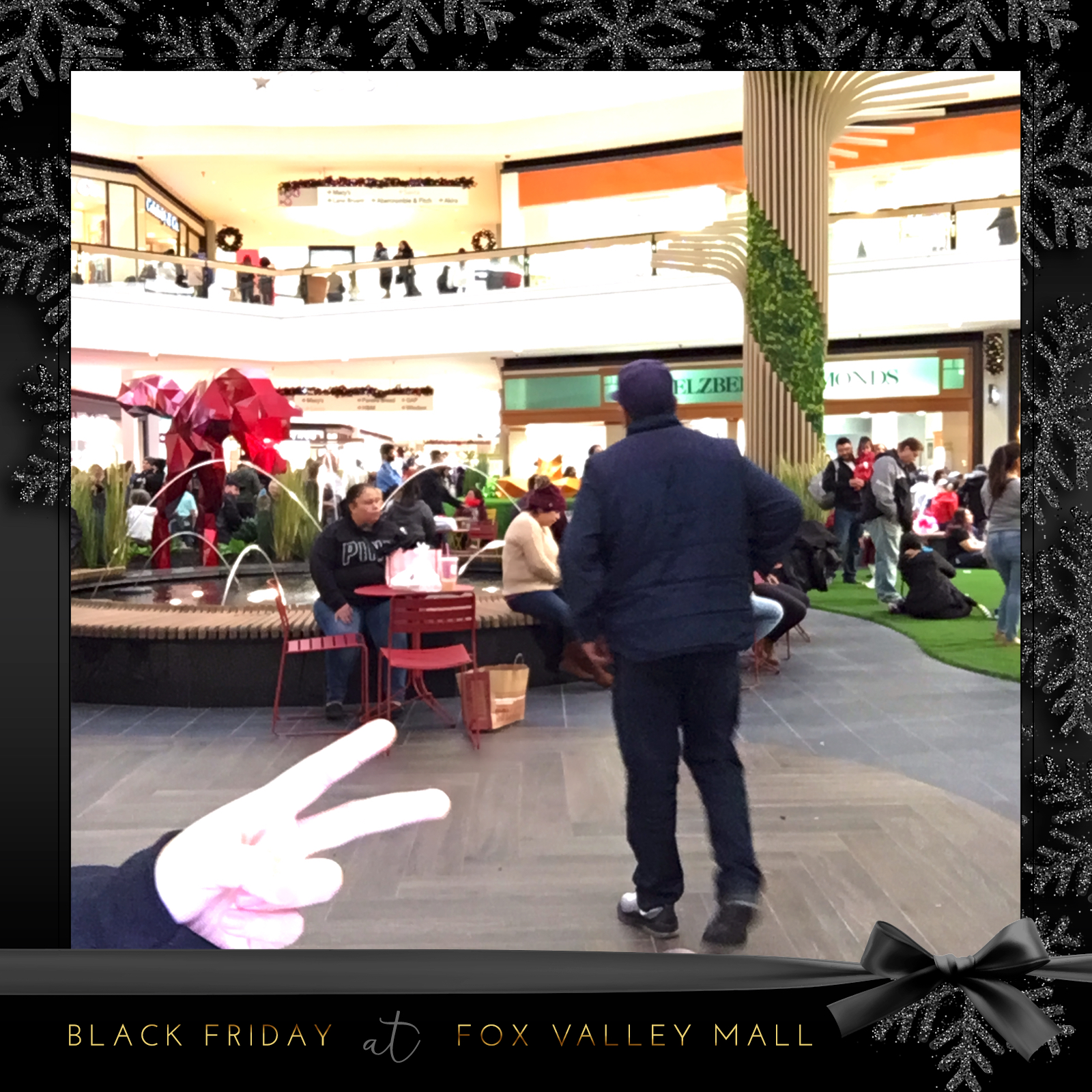 Black Friday | View more photos from the event at events.alfrescophoto.com/u/AlfrescoPhoto/Black-Friday